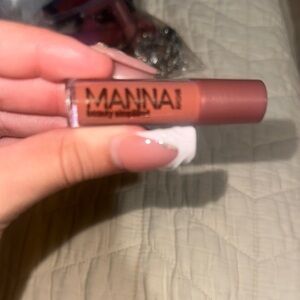 Manna Kadar Pink Lip Balm Gloss